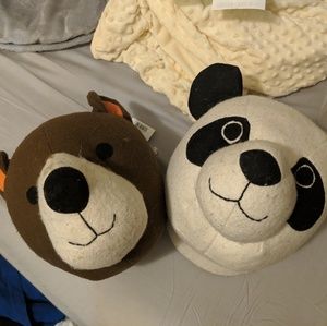 Stuffed bear heads